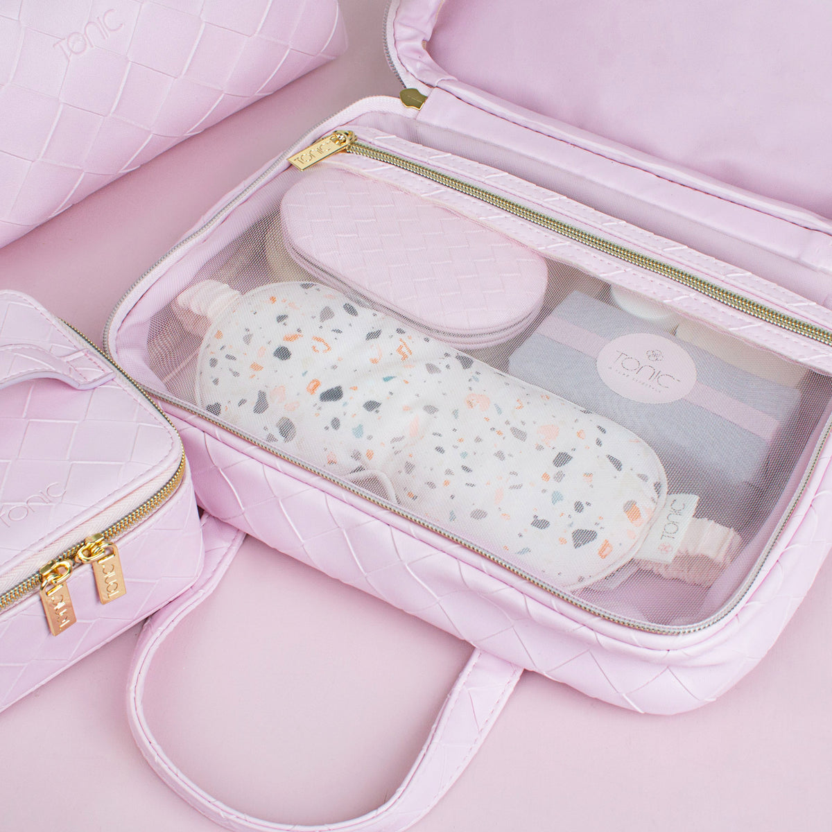 Tonic Australia Hanging Cosmetic Bag Woven Peony