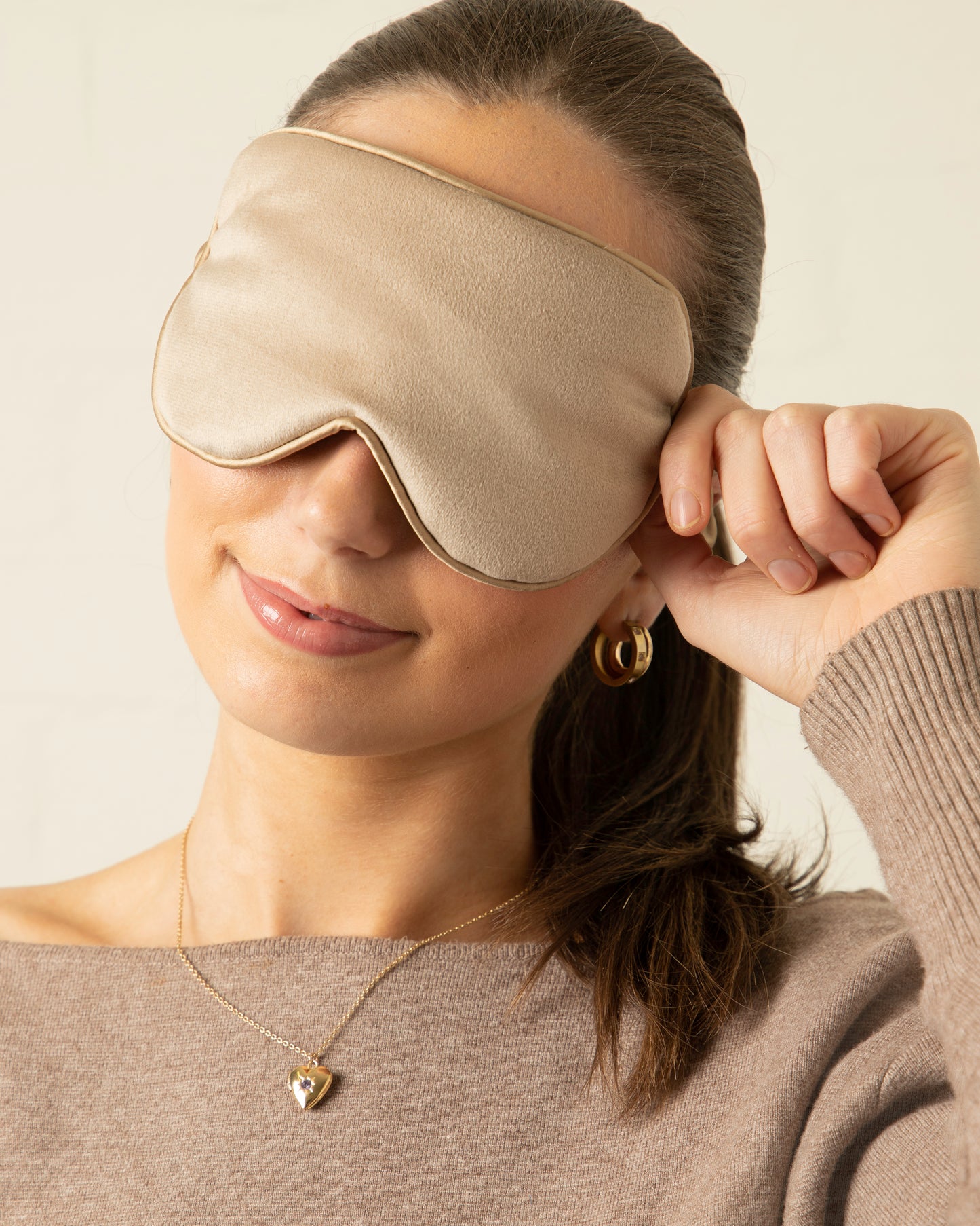 Eye Mask - Luxe Velvet in Latte