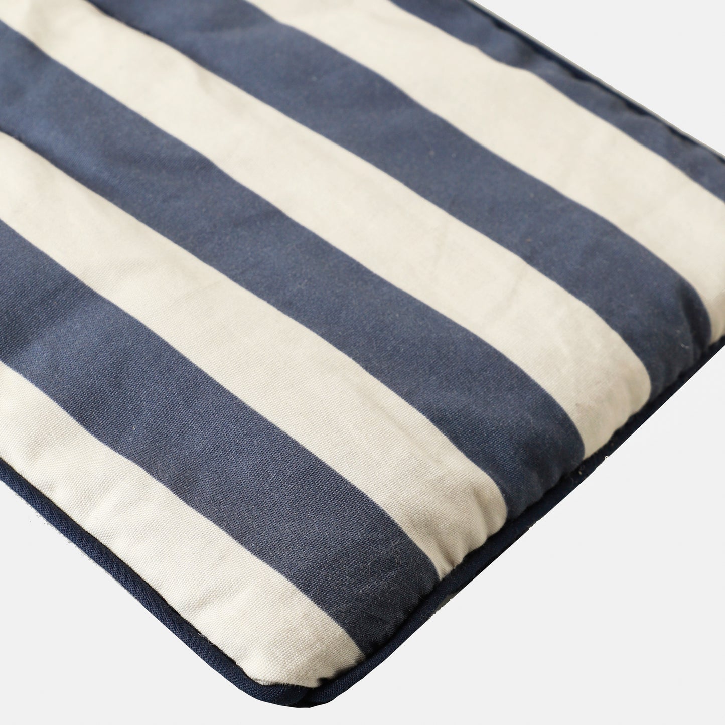 Men's Kit – Heat Pillow in Classic Navy Stripe